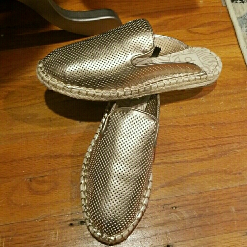 Gold Dolce Vita Slides Mules Slip Ons Espadrilles